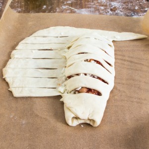 How to make mummy calzones, vegetarian.